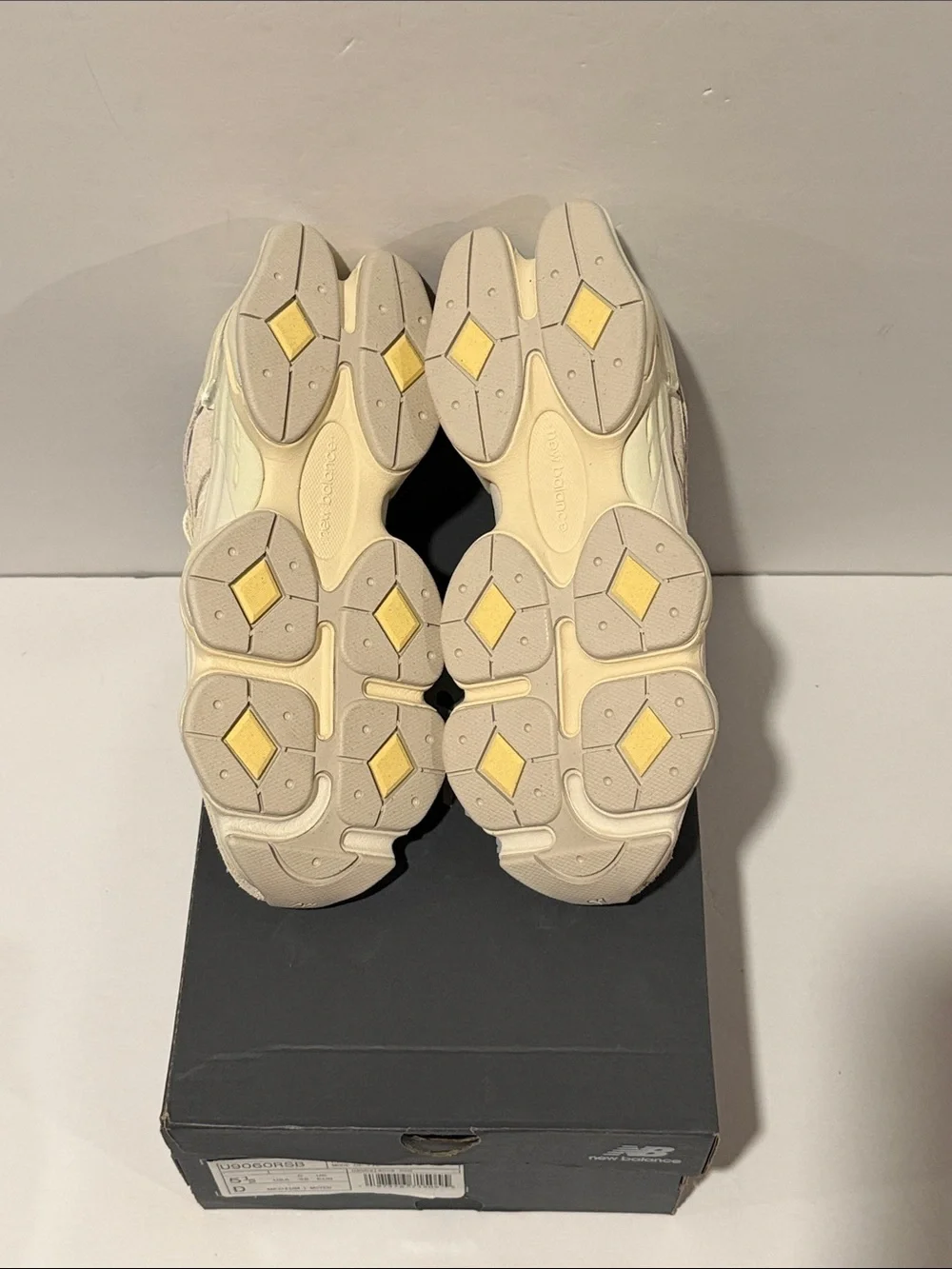 NB9060 ‘More Of What You Need?’ Sz: 5.5 / 6.5 (U9060RSB)